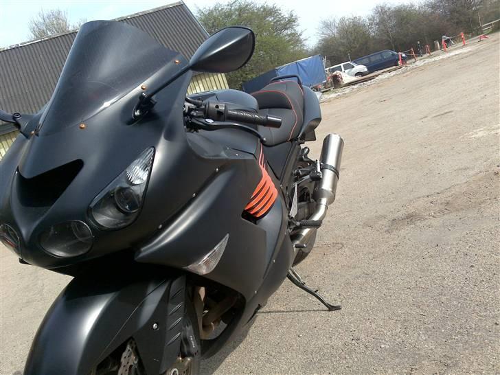 Kawasaki ZZR1400 billede 10