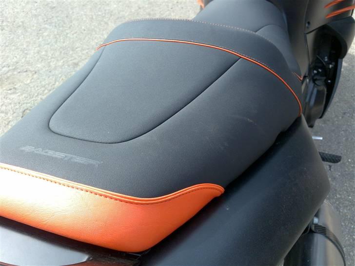 Kawasaki ZZR1400 billede 14