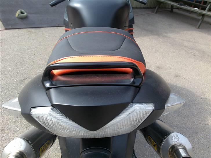 Kawasaki ZZR1400 billede 16