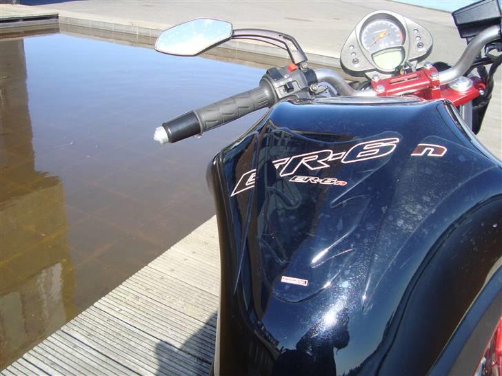 Kawasaki ER6N billede 11