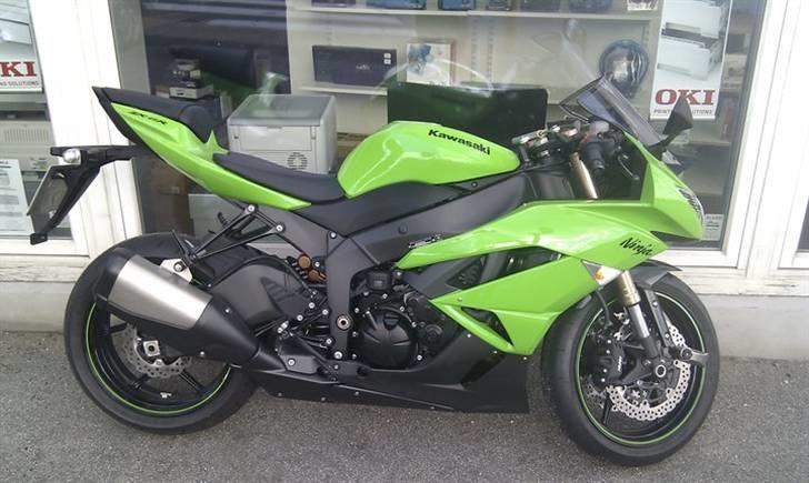 Kawasaki ZX6R billede 2