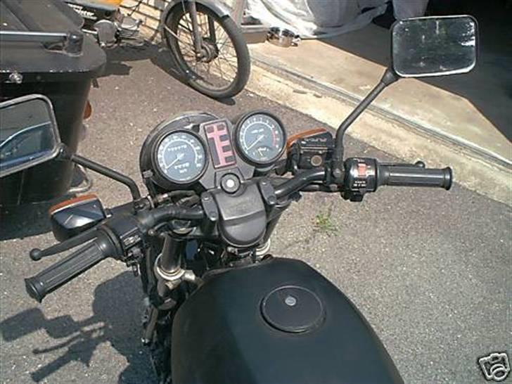 Suzuki GSX 400 - Den tyskimporteret motocykel, brugt til ombygning billede 17