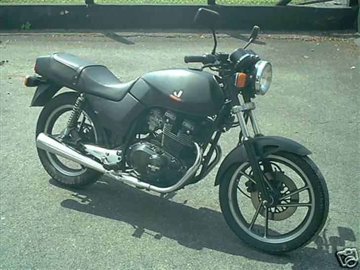 Suzuki GSX 400 - Den tyskimporteret motocykel, brugt til ombygning billede 19