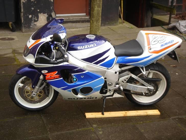 Suzuki gsx-r 750 srad billede 1