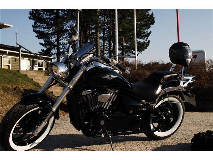 Suzuki M800 billede 1