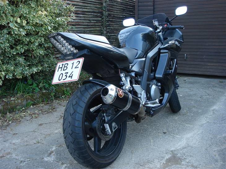 Suzuki SV 650 S (SOLGT) billede 1