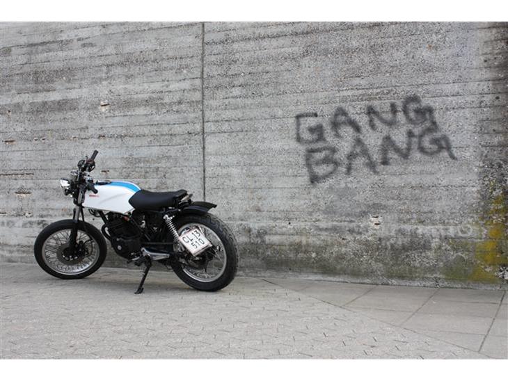 Honda CB 250 RS billede 1
