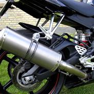 Yamaha YZF R-6 (07) <SORTE>Solgt