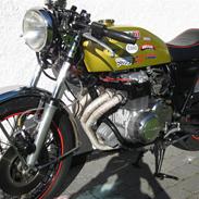 Honda cb 400 four cafe racer