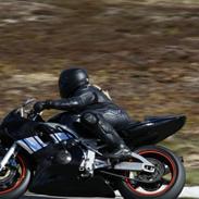 Yamaha R6 - Banejern