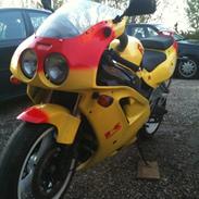 Kawasaki zxr 750