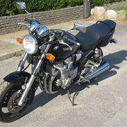 Yamaha XJR 1300