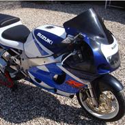 Suzuki GSX-R 750