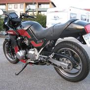 Suzuki GSX 750 ESD    