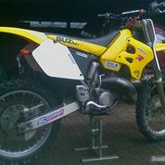 Suzuki rm 125