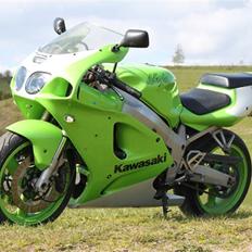 Kawasaki ZX7R
