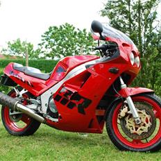 Yamaha fzr1000 ´solgt´