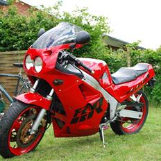 Yamaha fzr1000 ´solgt´