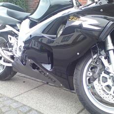 Suzuki TL1000R Solgt