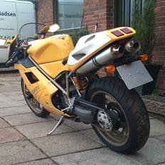 Ducati 748 sp