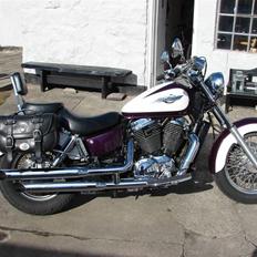 Honda Shadow VT 1100 C2