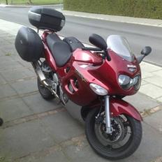 Suzuki GSX 750 F (SOLGT)