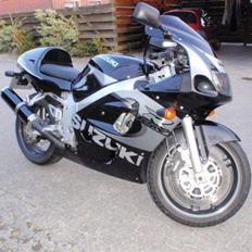 Suzuki GSXR 600