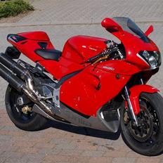Aprilia RSV 1000 (Solgt)