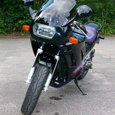 Suzuki GSX 600 F Solgt ;(
