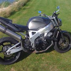 Honda CBR900RR (solgt)