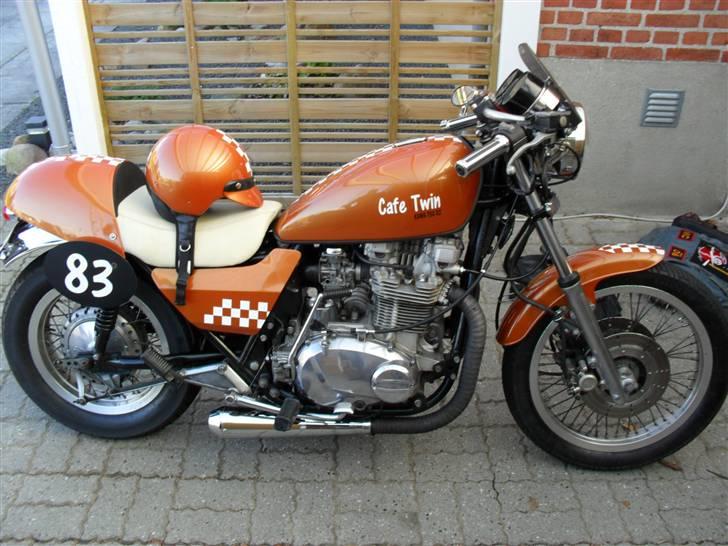 Kawasaki Z 750 B Twin SOLGT billede 2