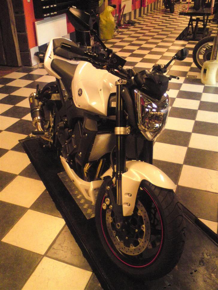 Yamaha FZ1-N Rizoma solgt billede 9
