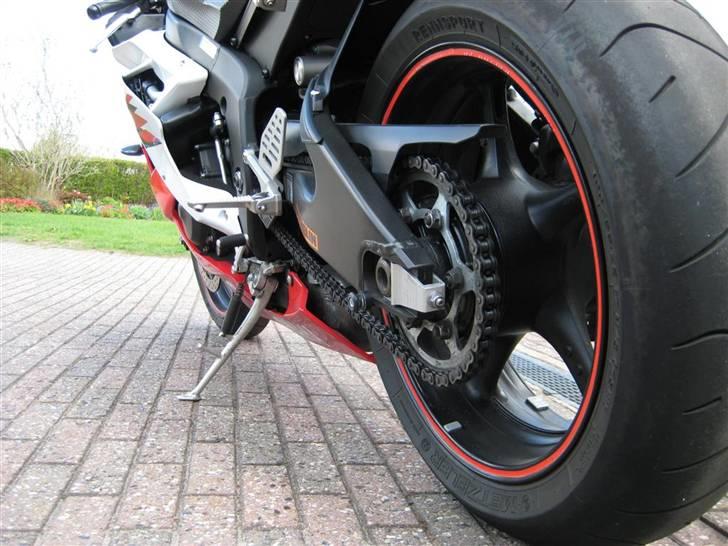 Yamaha YZF-R6 billede 17