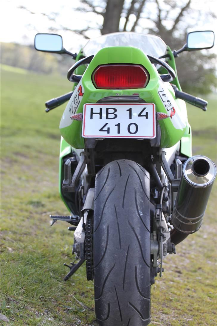 Kawasaki ZX7R billede 3