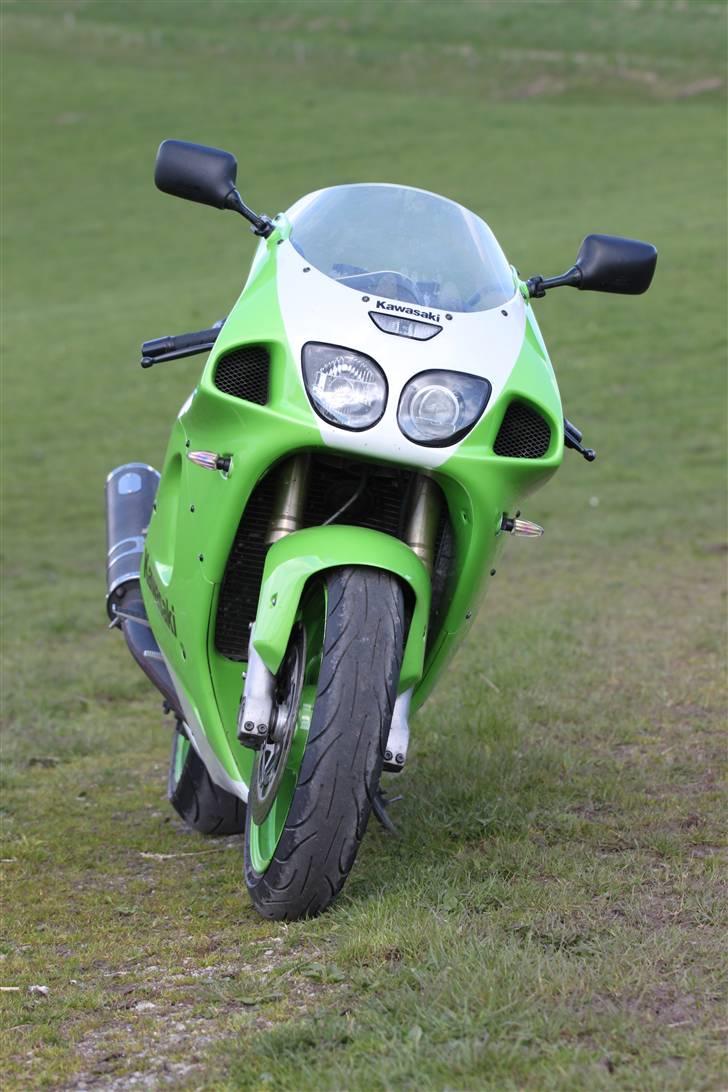 Kawasaki ZX7R billede 9