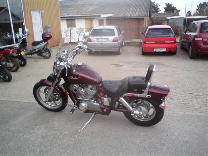 Honda vt 1100 shadow billede 2