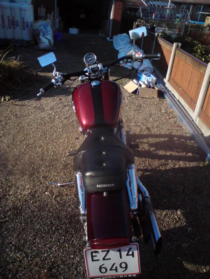 Honda vt 1100 shadow - nu mangler der nogle spejle der er lidt pænere billede 4