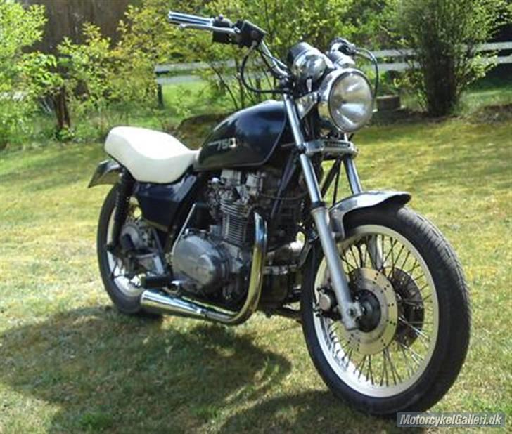Kawasaki Z 750 B Twin SOLGT - sådan så den ud da jeg fik den billede 3