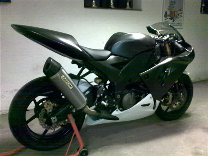 Kawasaki ZX10R Baneged billede 2