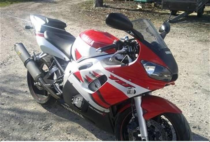 Yamaha R6 Solgt billede 5