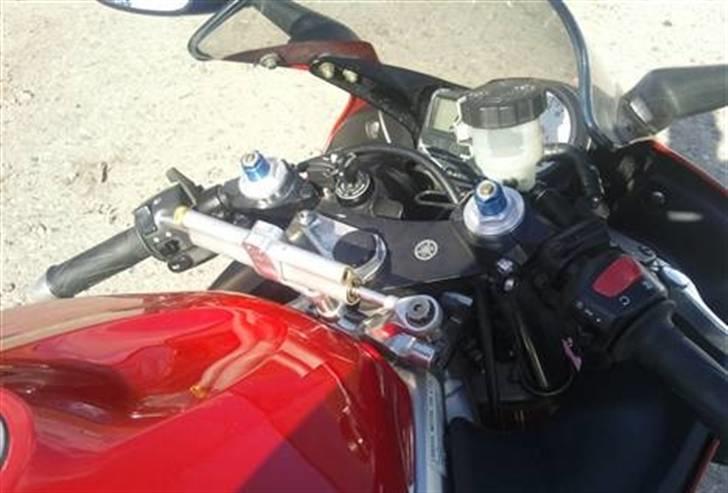 Yamaha R6 Solgt billede 11