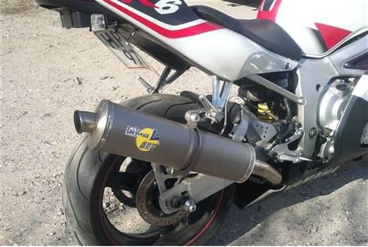 Yamaha R6 Solgt billede 13