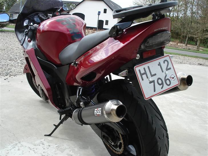 Honda cbr 1100 xx blackbird - man kan lige ane hyperpro bagfjederen  billede 8