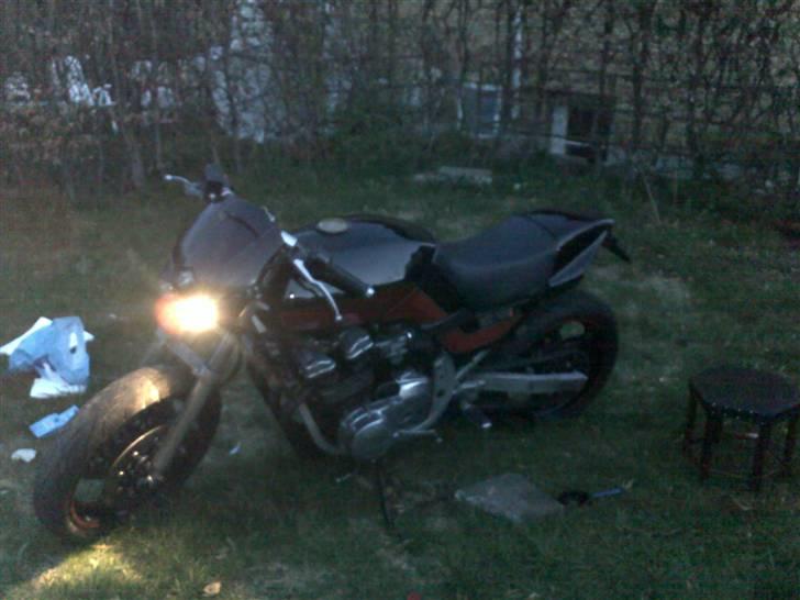 Suzuki Gsx 750 ES (Streetfighter billede 1