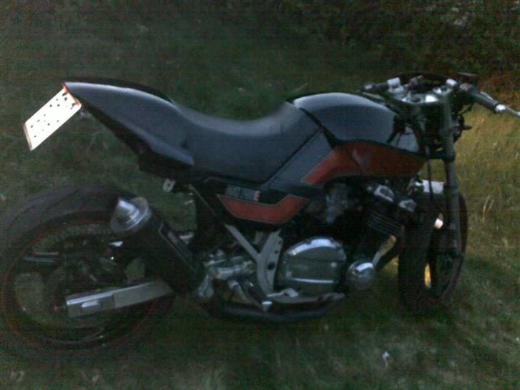 Suzuki Gsx 750 ES (Streetfighter billede 6