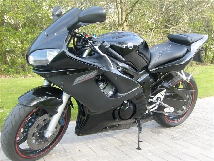 Yamaha yzf R6 *Solgt ** billede 2
