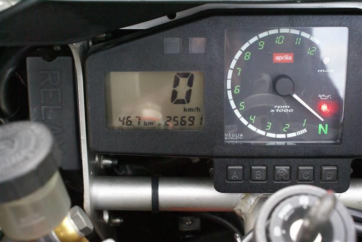 Aprilia RSV (SOLGT) billede 8