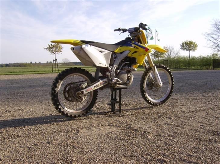 Suzuki RM-Z 250 billede 2