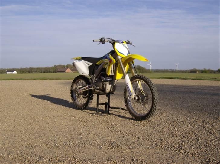 Suzuki RM-Z 250 billede 12
