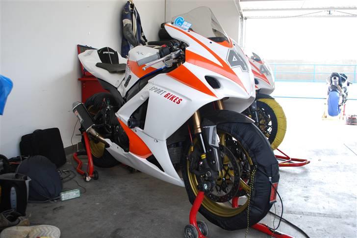 Suzuki GSX-R1000 - Banecykel billede 6